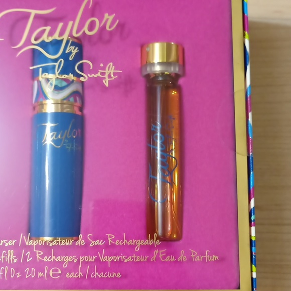Taylor by Taylor Swift 20ml x 2 + refillable purser - Picture 5 of 8